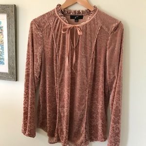 4/$25 Rose Colored Velvet Top w/Feminine Neckline